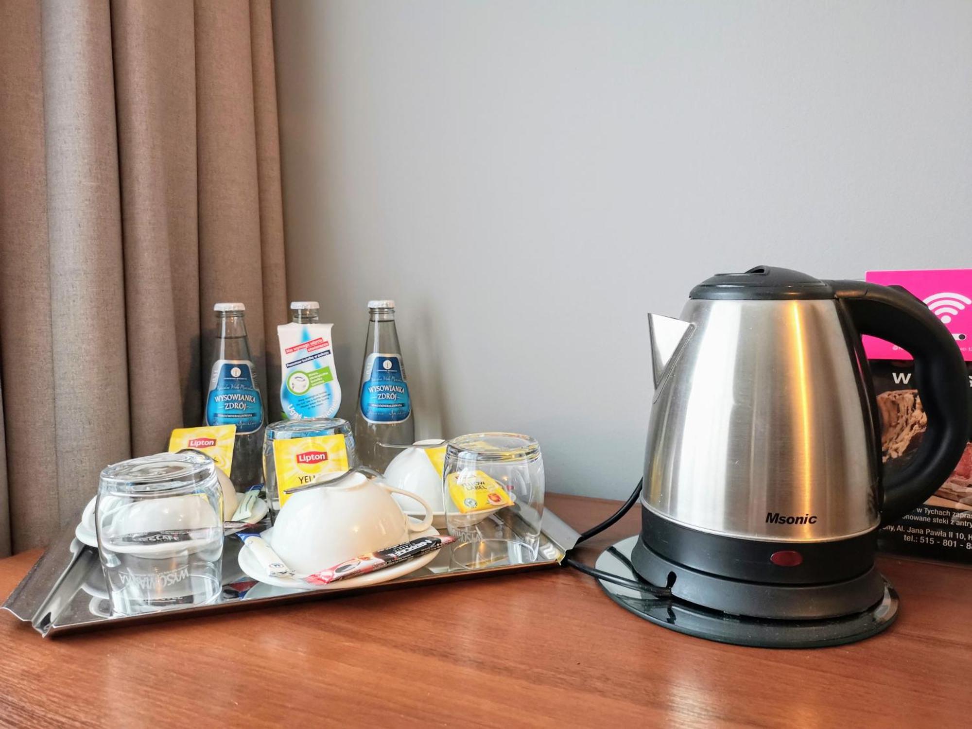 Hotel Tychy Værelse billede